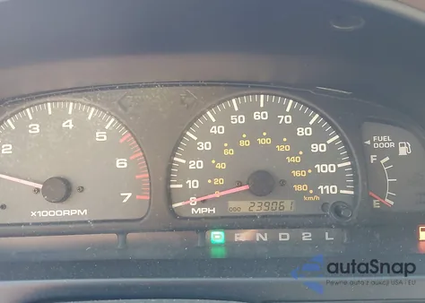 2000 Toyota 4Runner Sr5 V6 z USA, uszkodzony, nr VIN JT3GN86R2Y0140295